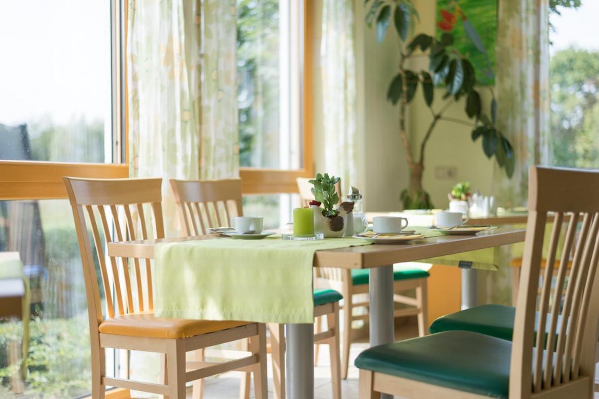 Gasthaus-Pension Hofmann Oberdachstetten Exteriér fotografie